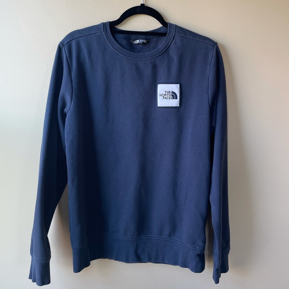 Men’s Northface crew neck sweater